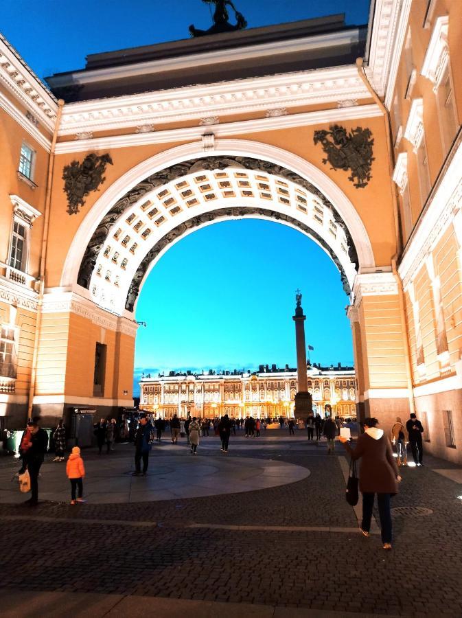 Solo Palace Square Sankt Petersborg Eksteriør billede